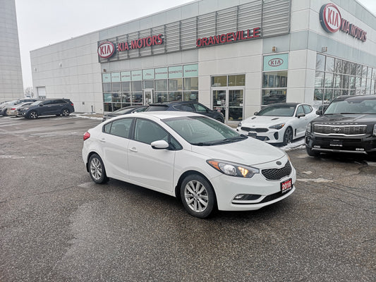 Kia Canada forte sedan lx ex SX snow White pearl SWP Orangeville Kia