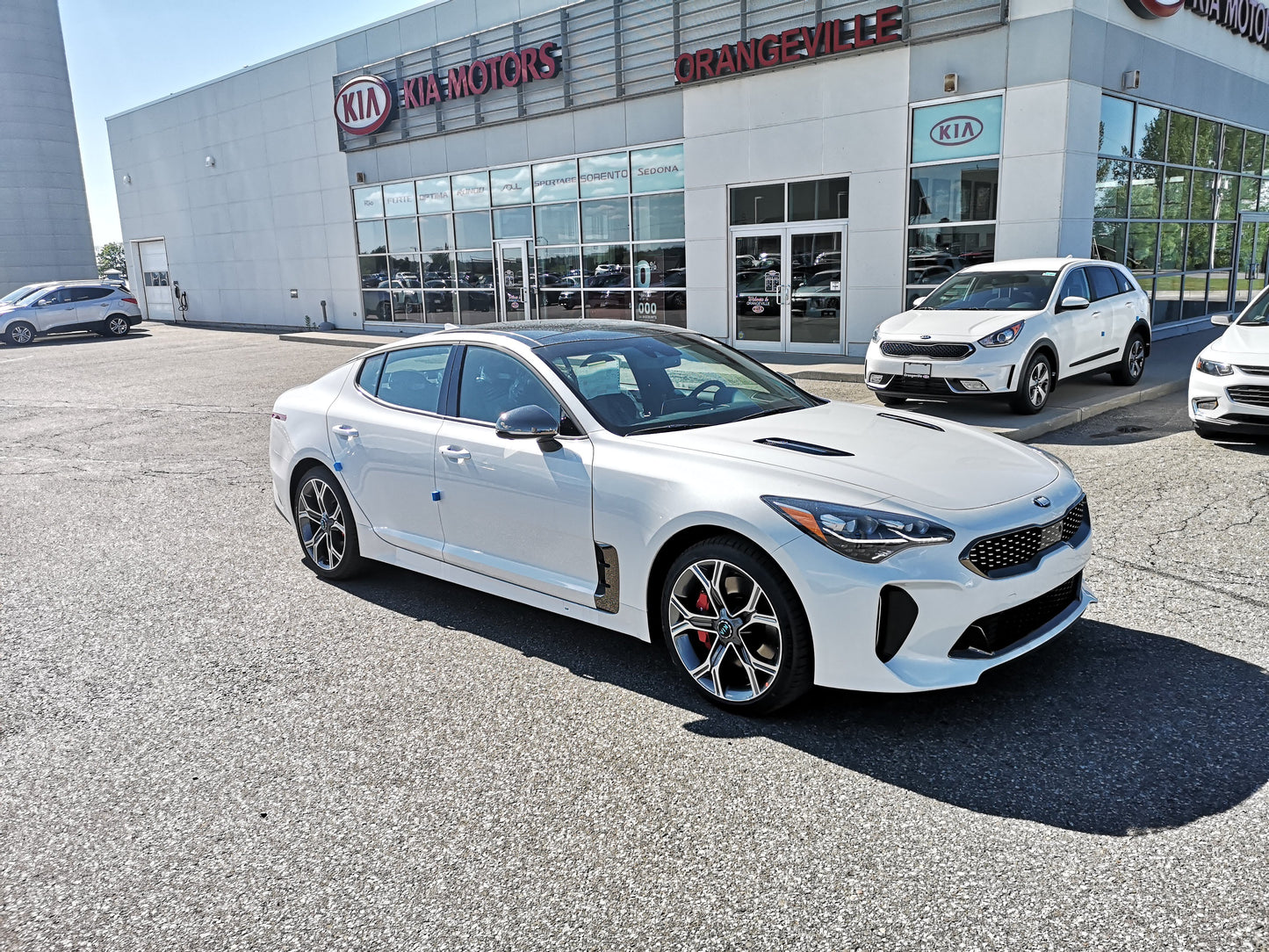 2019 Kia stinger GT limited snow White pearl SWP Orangeville Kia
