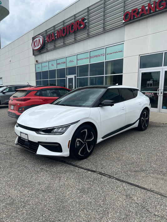 Kia ev6 snow White pearl SWP