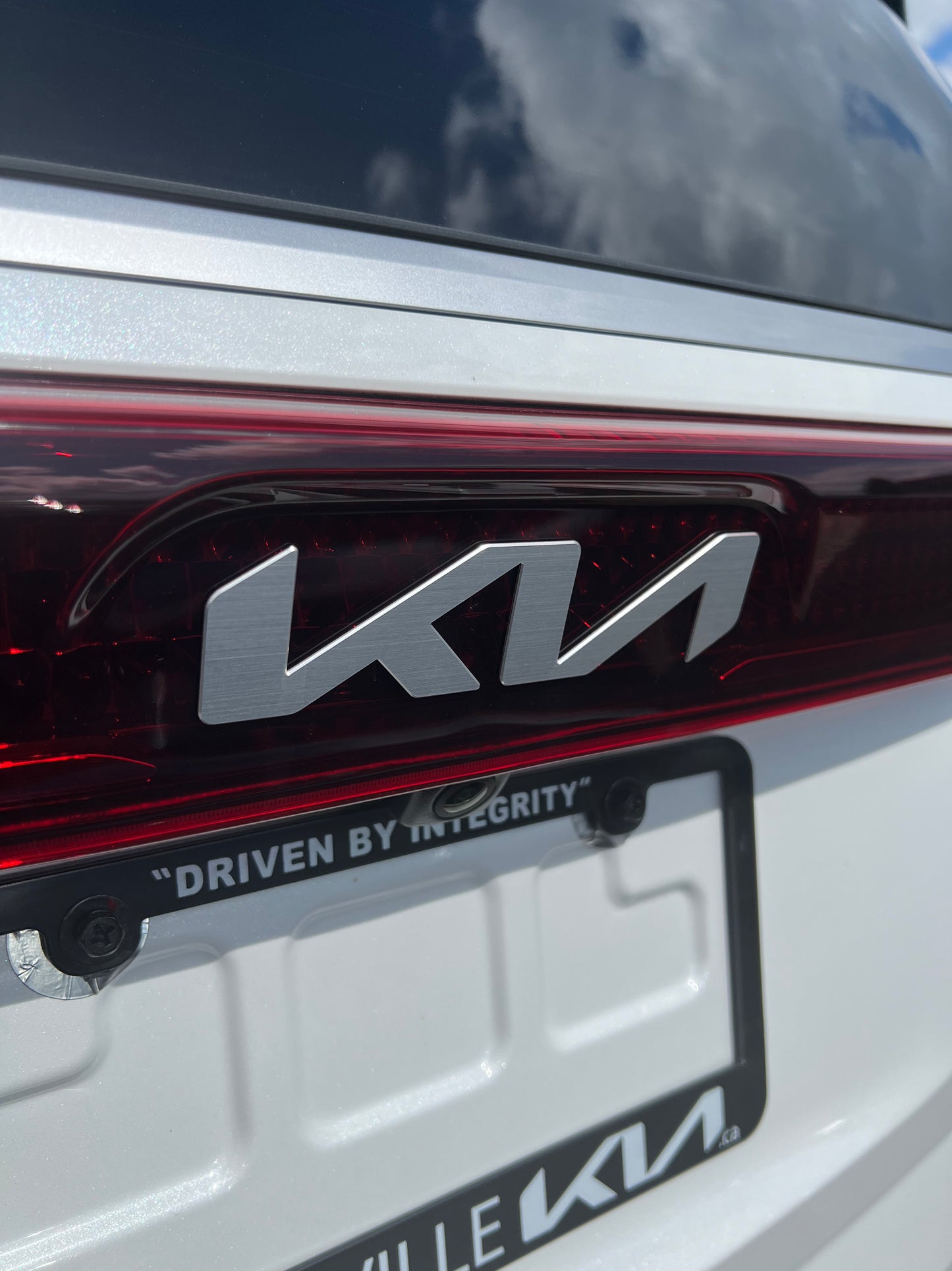 FREE SHIP Front and Rear Kia Emblem Blackout Kit - 2022-2026 Carnival Carn-BlkEmb