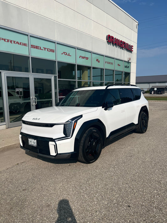 Kia Canada Orangeville Kia EV9 GT line snow White pearl SWP