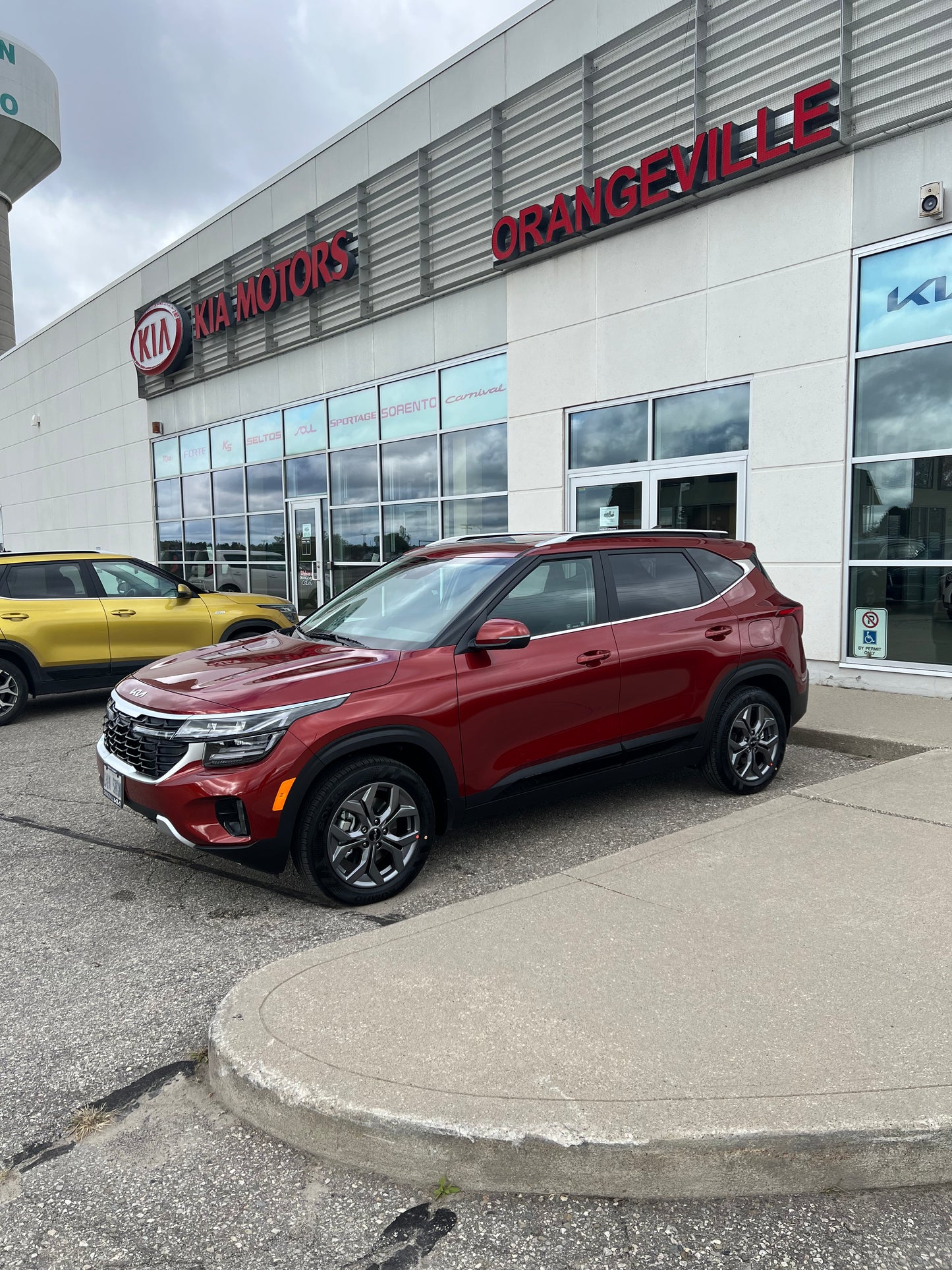 Orangeville Kia Seltos LX EX SX lunar orange m3r Kia Canada