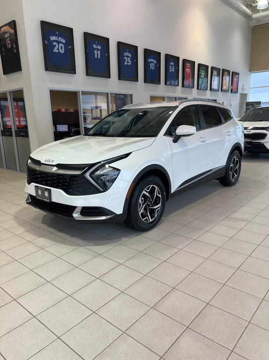 2024 Kia Sportage, LX snow White pearl SWP Orangeville Kia showroom
