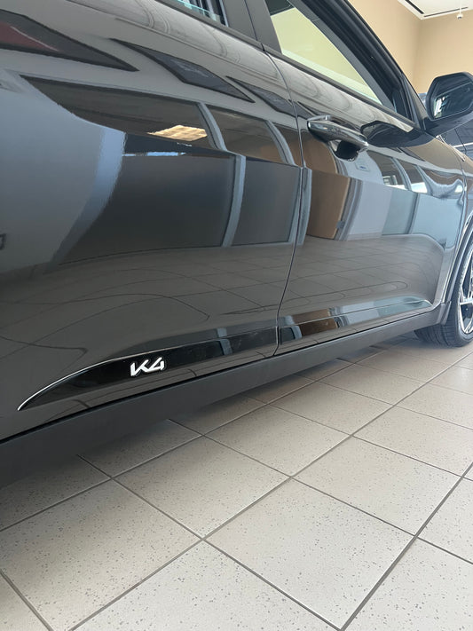 Body Side Mouldings - 2025-2026 K4 Sedan