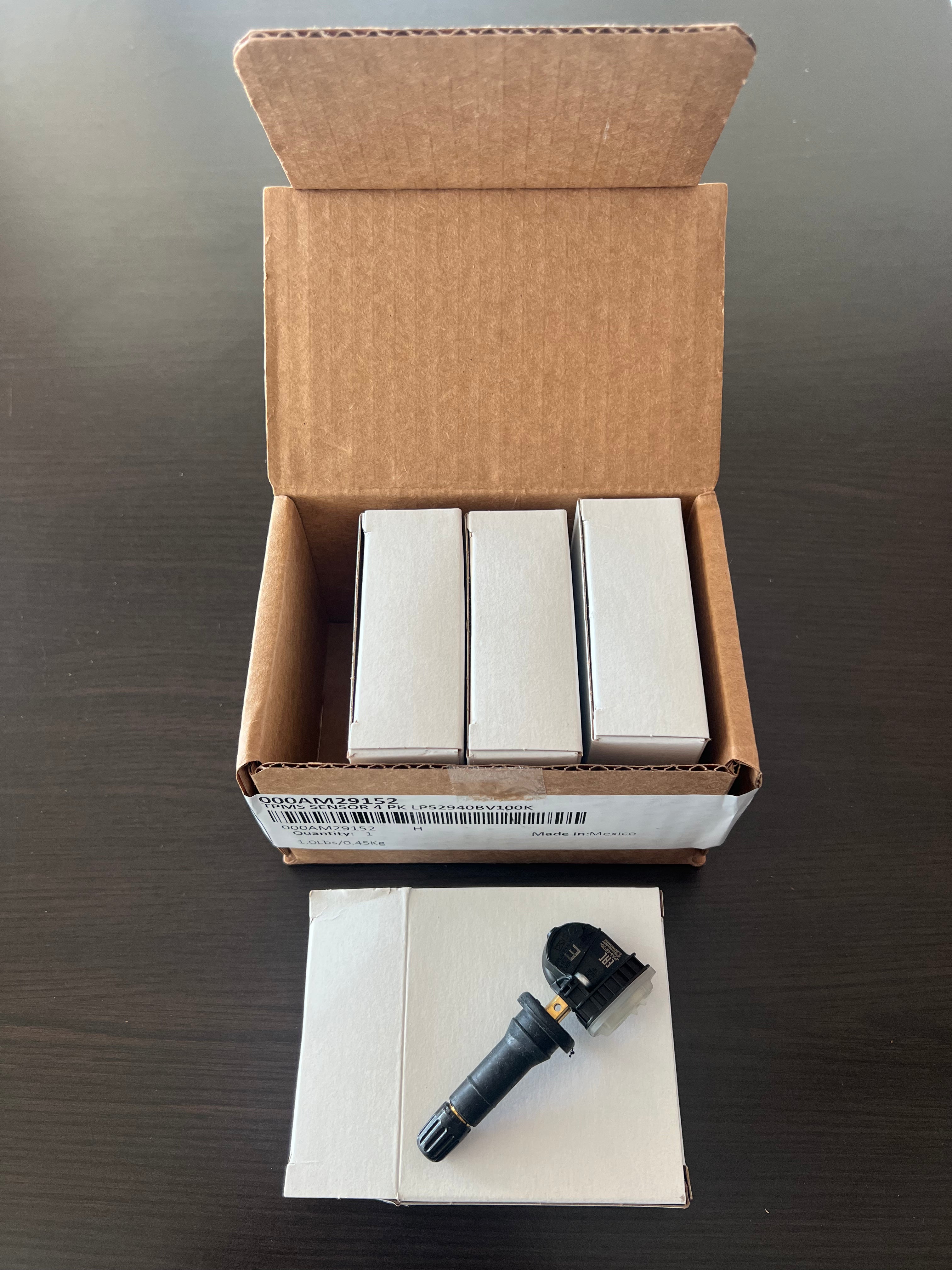 FREE SHIP Kia TPMS Sensors 4-pack - 2023-2026 Niro Hybrid - 000AM29152