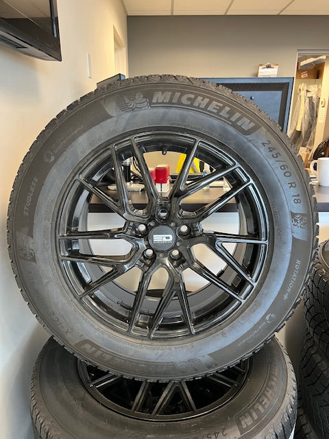 245 60r18 Snow Tire Package with TPMS (Black Alloy) 2020-2024 Telluride WINTER27-TEL-TECH